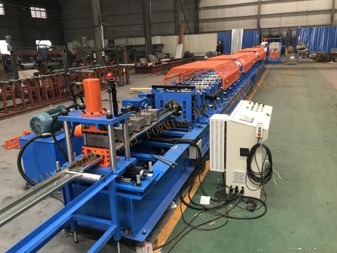 YX180-59车厢板底槽成型机